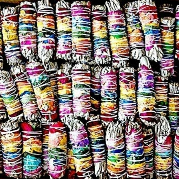 3 Bundle Lot of Chakra White Sage Rainbow Rose Petals Natural Purify Smudge New - Picture 6 of 6